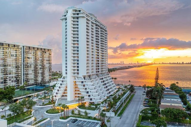 555 NE 34th St PH4, Miami, FL 33137