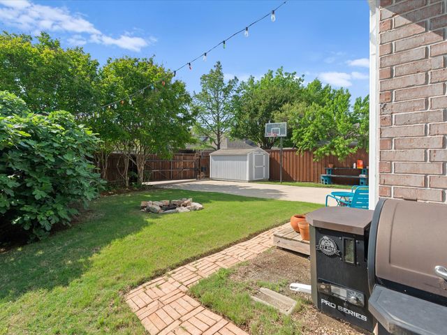 2878 Ridgedale Drive, Lewisville, TX 75067