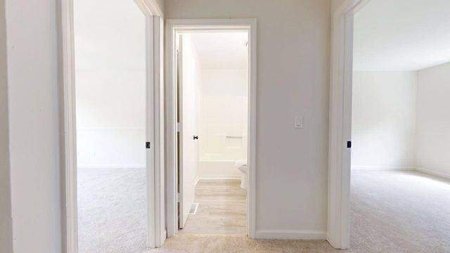 741 Lake Terrace Dr, Nashville, TN 37217