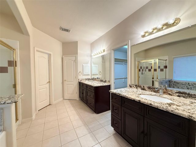 2144 Brittany Colony Drive, League City, TX 77573
