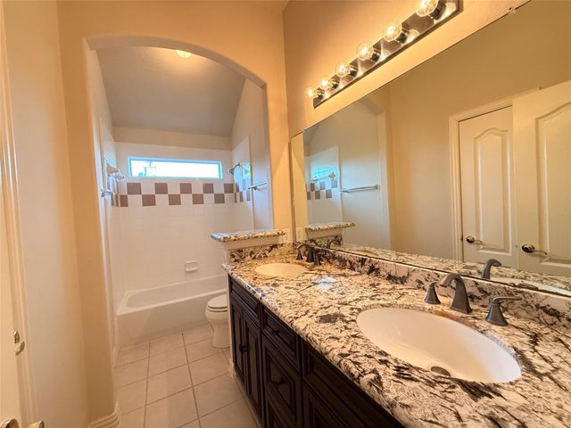 2144 Brittany Colony Drive, League City, TX 77573