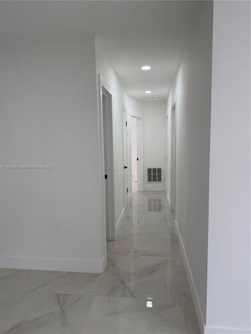 11615 SW 142nd Ter, Miami, FL 33176