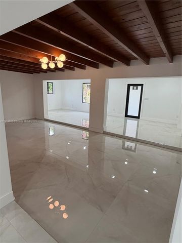 11615 SW 142nd Ter, Miami, FL 33176