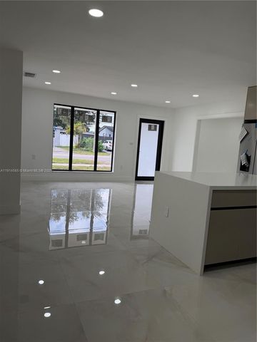 11615 SW 142nd Ter, Miami, FL 33176