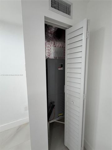 11615 SW 142nd Ter, Miami, FL 33176