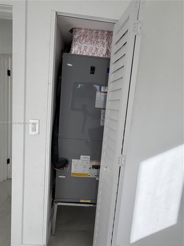 11615 SW 142nd Ter, Miami, FL 33176