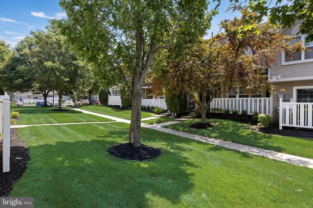2301 GRAMERCY WAY, Mount Laurel, NJ 08054