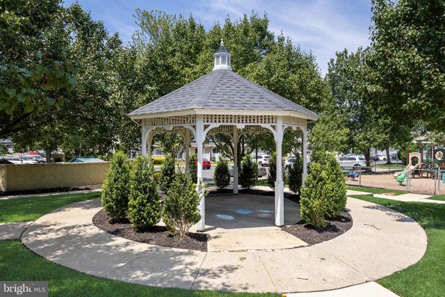 2301 GRAMERCY WAY, Mount Laurel, NJ 08054