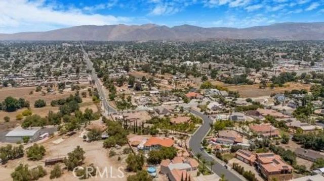 27355 Stonehenge Circle, Hemet, CA 92544
