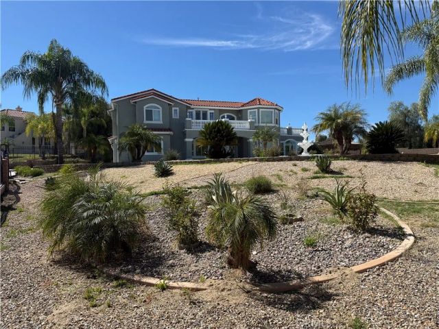 27355 Stonehenge Circle, Hemet, CA 92544
