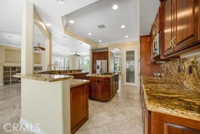 27355 Stonehenge Circle, Hemet, CA 92544