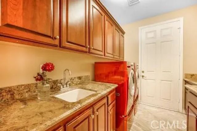 27355 Stonehenge Circle, Hemet, CA 92544