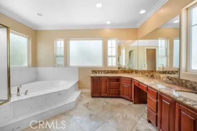 27355 Stonehenge Circle, Hemet, CA 92544