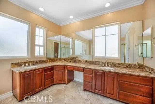 27355 Stonehenge Circle, Hemet, CA 92544