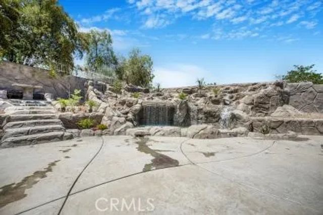 27355 Stonehenge Circle, Hemet, CA 92544