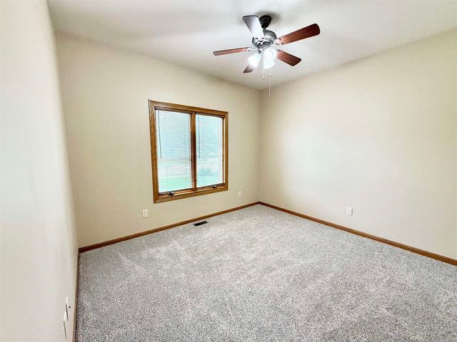 3005 N Stone Lake Dr, Augusta, KS 67010