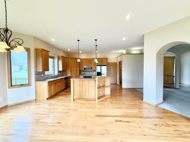 3005 N Stone Lake Dr, Augusta, KS 67010