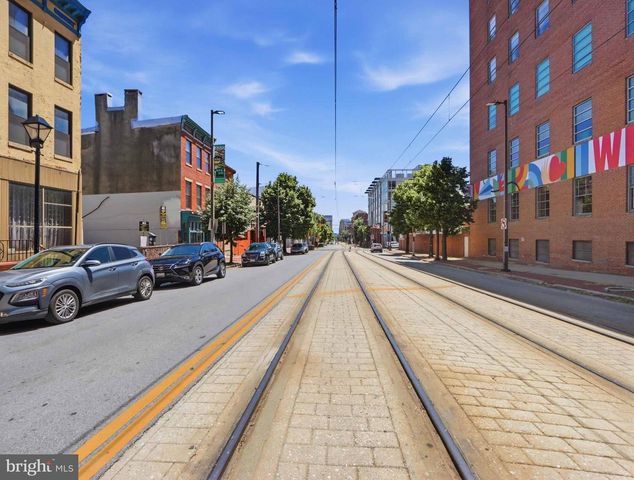 827 N HOWARD ST, Baltimore, MD 21201