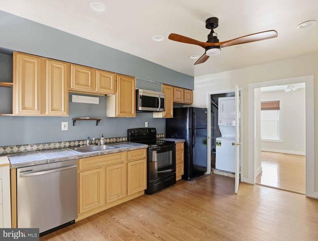 827 N HOWARD ST, Baltimore, MD 21201