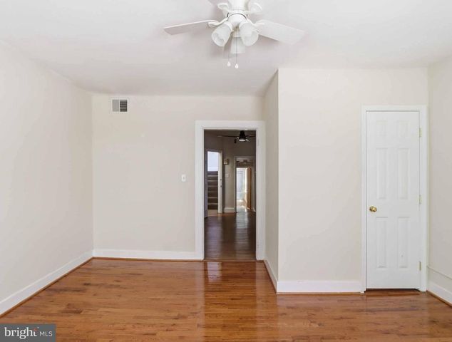 827 N HOWARD ST, Baltimore, MD 21201