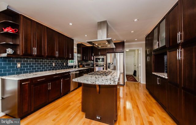 6200 HOMESPUN LN, Falls Church, VA 22044