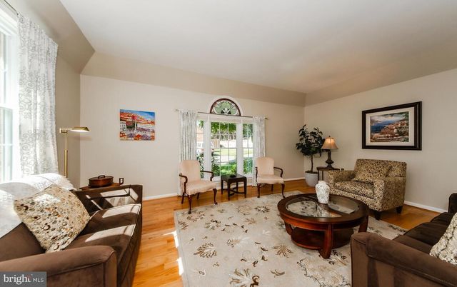 6200 HOMESPUN LN, Falls Church, VA 22044