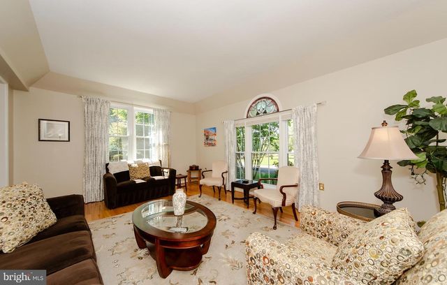 6200 HOMESPUN LN, Falls Church, VA 22044