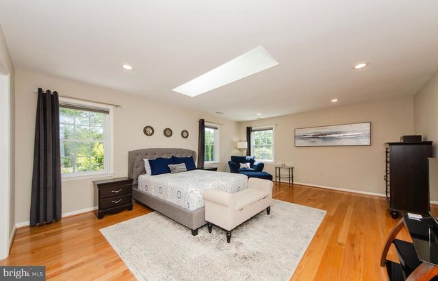 6200 HOMESPUN LN, Falls Church, VA 22044