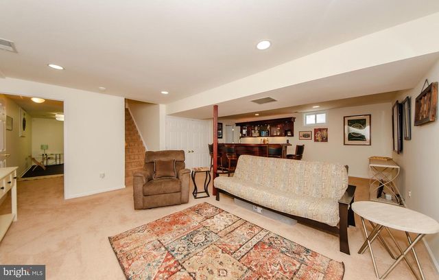 6200 HOMESPUN LN, Falls Church, VA 22044
