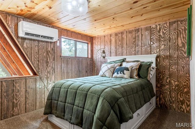 121 Innsbrook Pines Drive, Innsbrook, MO 63390