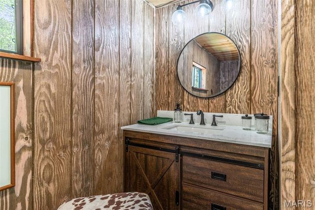 121 Innsbrook Pines Drive, Innsbrook, MO 63390