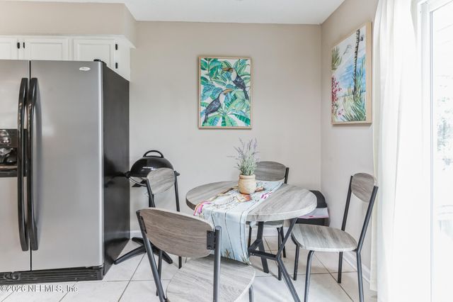 1045 17TH Street N, Jacksonville Beach, FL 32250