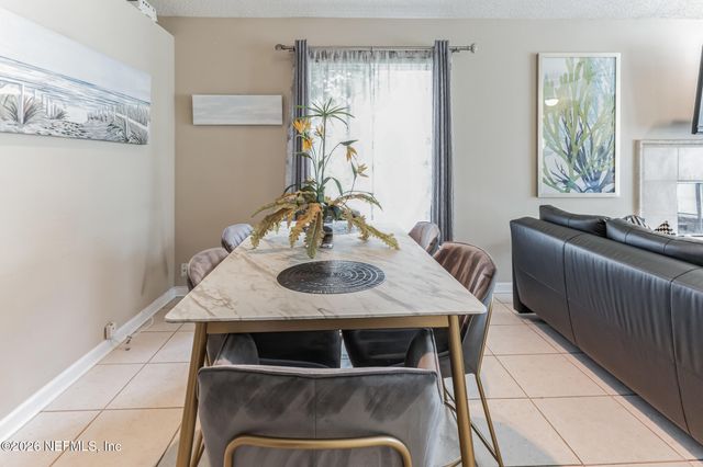 1045 17TH Street N, Jacksonville Beach, FL 32250