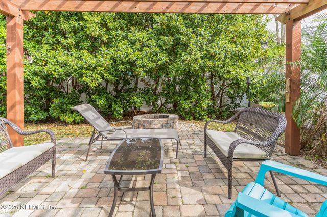 1045 17TH Street N, Jacksonville Beach, FL 32250