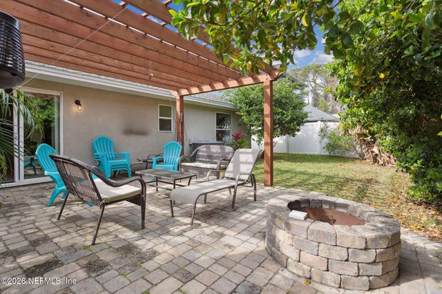 1045 17TH Street N, Jacksonville Beach, FL 32250