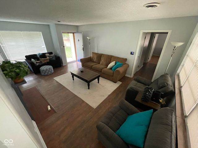 2920 Highwoods Drive, Indianapolis, IN 46222