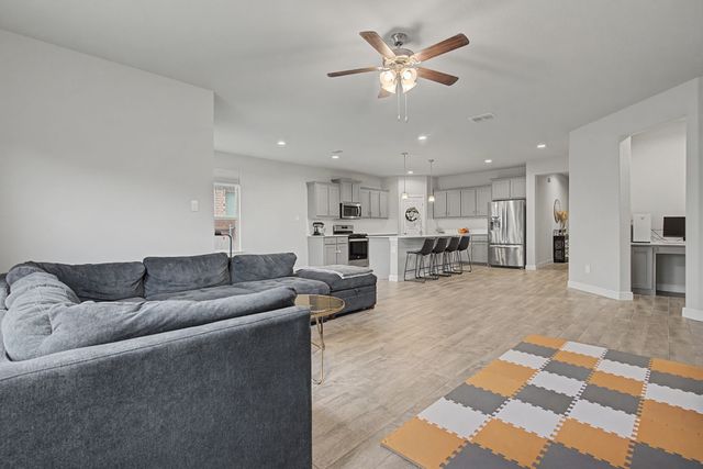 15528 Canford Terrace, Fort Worth, TX 76247