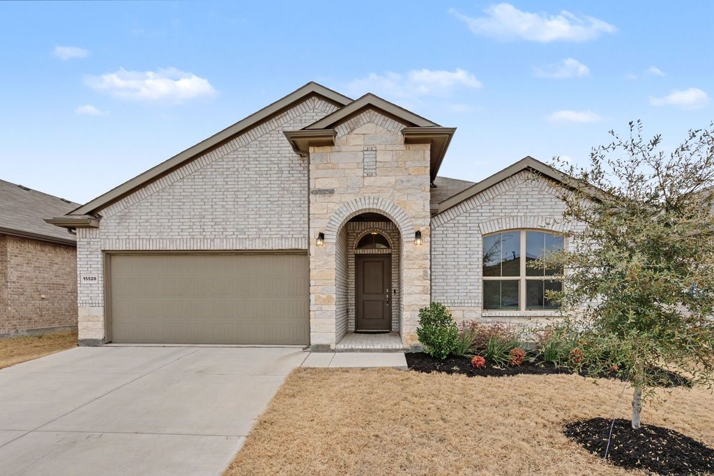 15528 Canford Terrace, Fort Worth, TX 76247