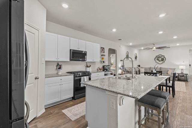 3438 Stoney Bayou, San Antonio, TX 78245