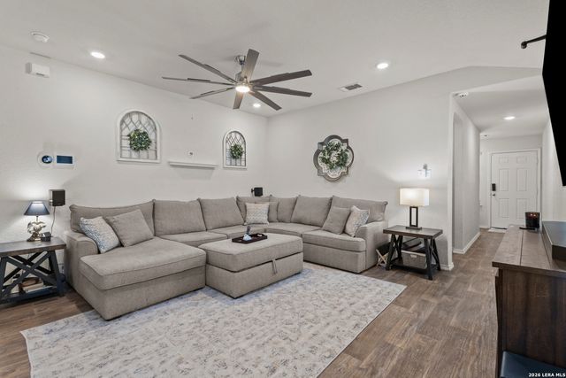 3438 Stoney Bayou, San Antonio, TX 78245