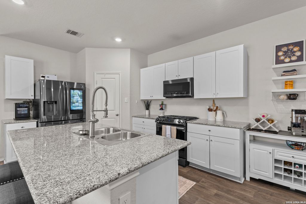 3438 Stoney Bayou, San Antonio, TX 78245