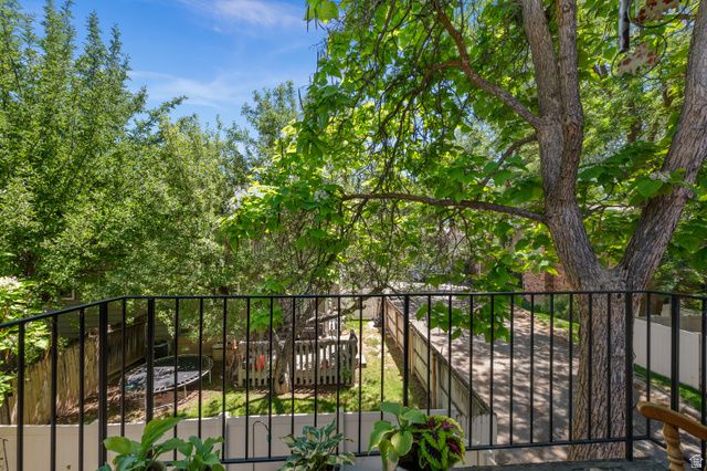 1859 E 4650 S, Holladay, UT 84117