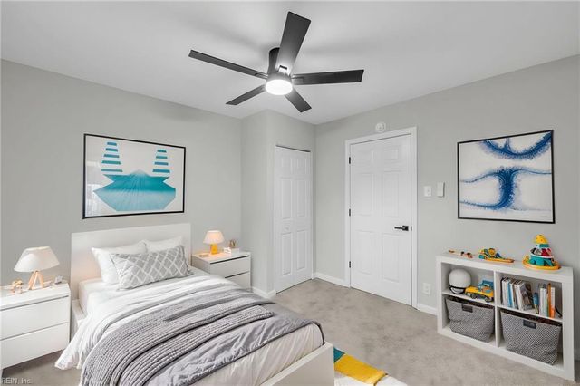 12050 Greenbrier LN, Smithfield, VA 23430