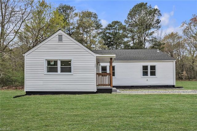 12050 Greenbrier LN, Smithfield, VA 23430