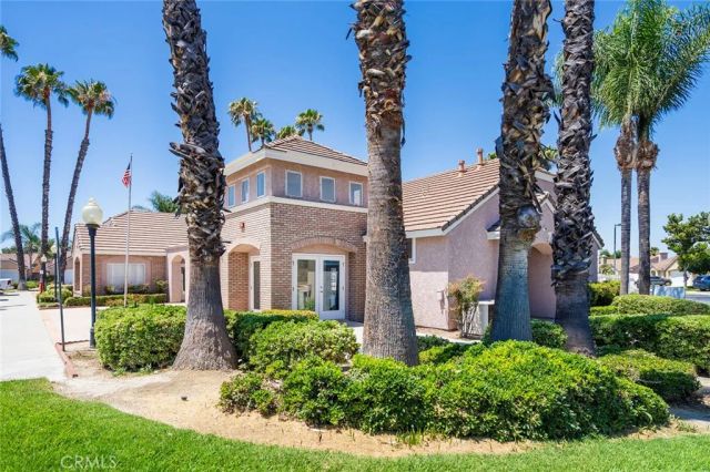 2220 Glenwood Ave, Hemet, CA 92545