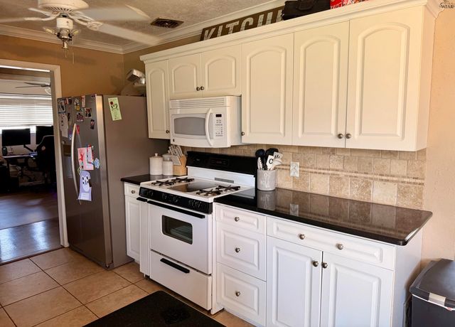 2007 GLORIA LANE, Wichita Falls, TX 76309