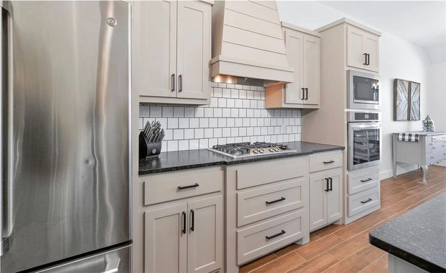 4332 Rocky Cliff Rd, Elgin, OK 73538