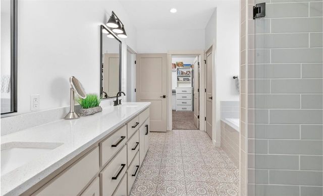 4332 Rocky Cliff Rd, Elgin, OK 73538