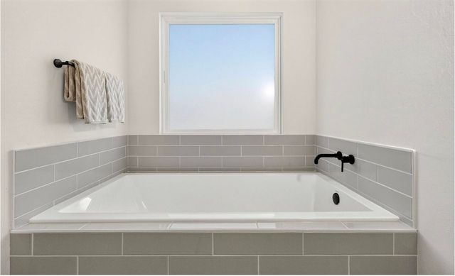 4332 Rocky Cliff Rd, Elgin, OK 73538