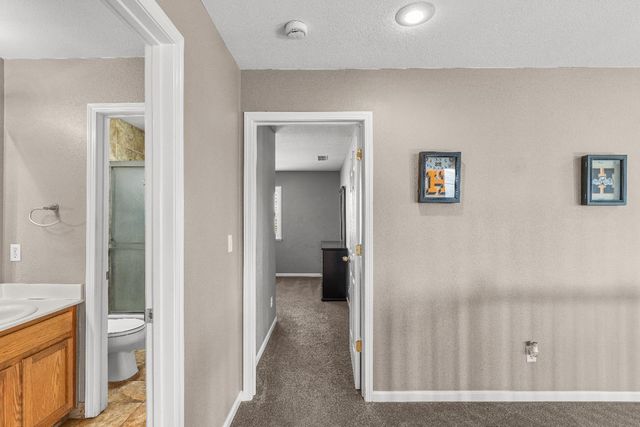 7009 Finale Ln, Hughson, CA 95326